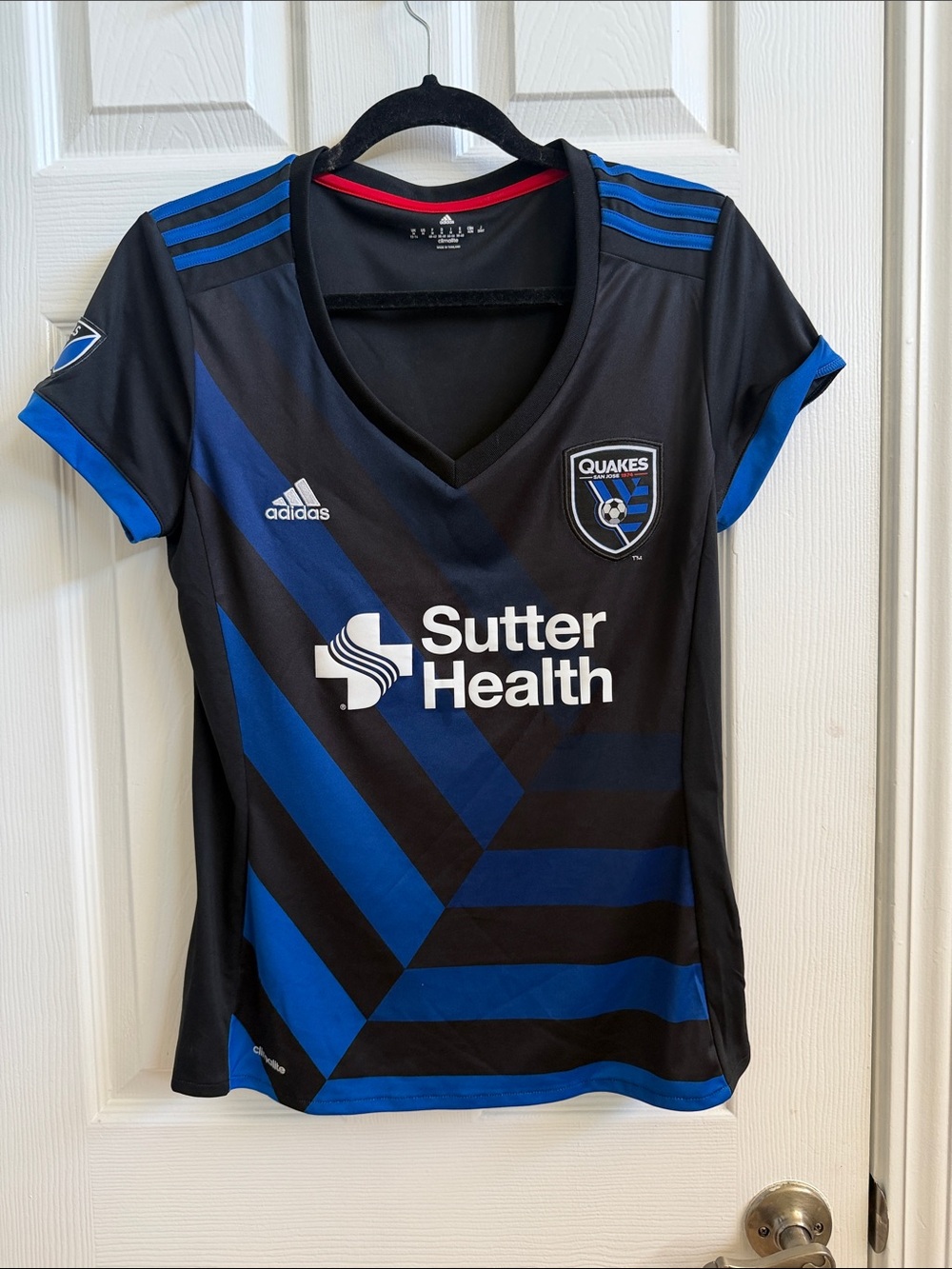 adidas Women’s San Jose Earthquakes Black and Blue Short Sleeve Jersey